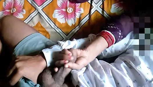 Hintli kız arkadaş