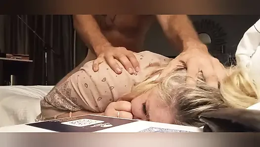 Gavat kocamın amımı ve gırtlağımı kullanmasına izin ver. Boğalarım ortaya çıkmadan önce