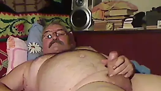 Dede kameraya boşalıyor