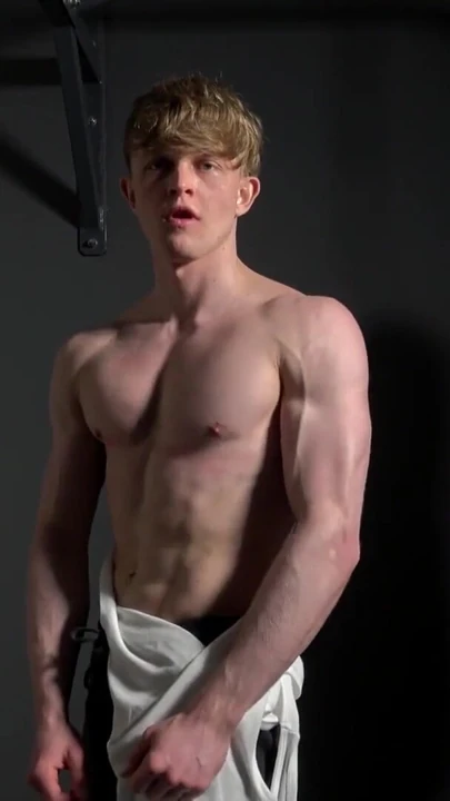 Muscular Czech Boy Jerks Off Big Cock | Clip 1