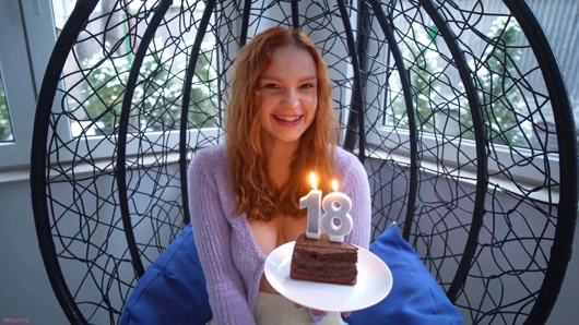 18 yaşına geldiğinde sıska bir tatlıyı becerdin - verlonis