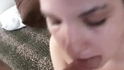 Seksi esmer kadın