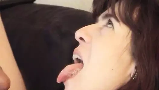 Seksi kıllı olgun – orgazm sikme ve ağzına boşalma