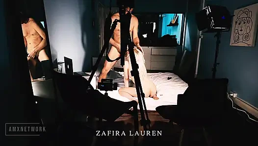 Faphouse modeli Zafira Lauren ile kamera arkası