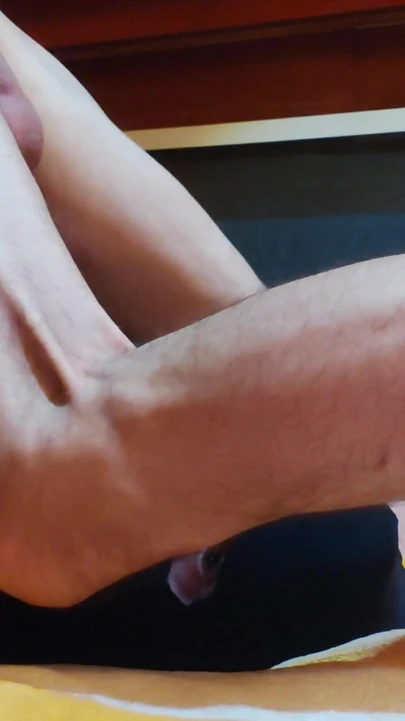 Ключевой момент из "Самостоятельное сосу # 2, часть 1 лизание головки члена"