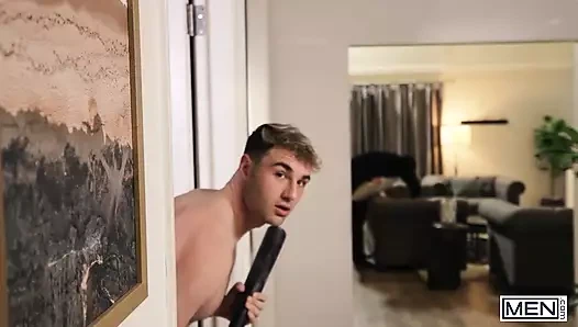 Erkekler - Michael Boston'un adamı onu sikmiyor, bu yüzden Nate Grimes büyük yarağını her iki deliği için de sunuyor