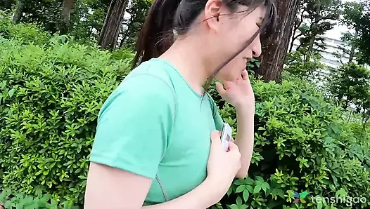 Kaho Hamazaki bir öğleden sonra çıplak oynamak isteyen sevimli ofis kızımız