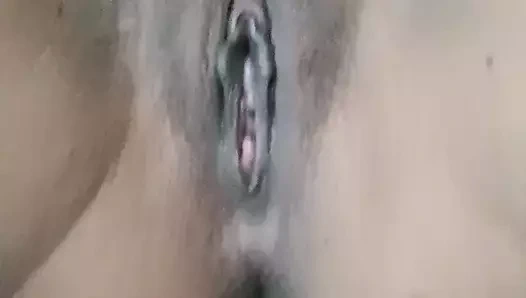 Üniversiteli kız parmaklıyor