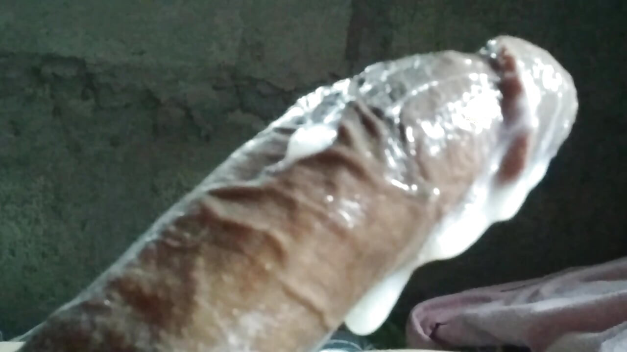 Ipinahiram ni kumpare ang asawa nya pero hanggang jakol at chupa lang daw!