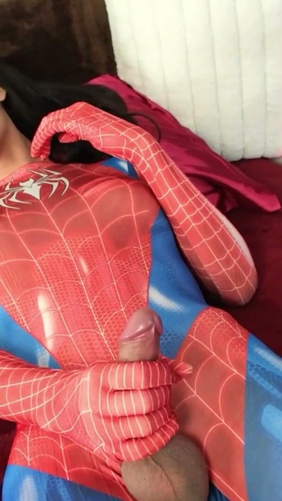 ASIANTGIRL: Örümcek-Kız Lily! | Clip 1