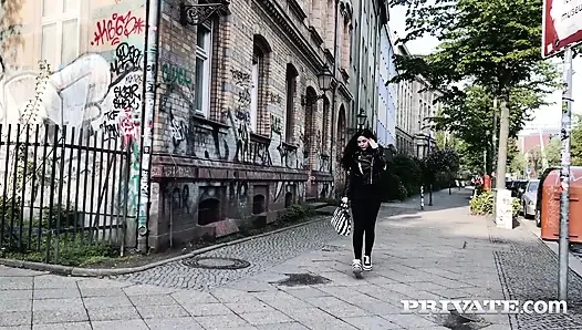 Lullu gerçek bir Alman afet ve kesinlikle biri gibi sikişebilir
