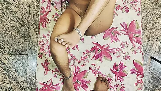 Kremsi amcık yakın çekim seks videosu