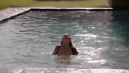 İngiliz aktris camilla luddington çıplak californication 2012