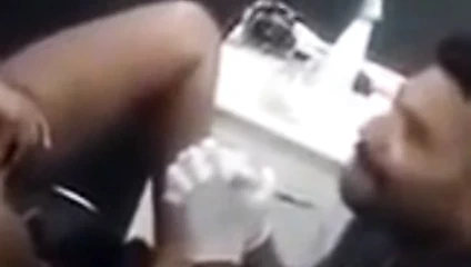 Brezilyalı kaltak deldi kedi koyar