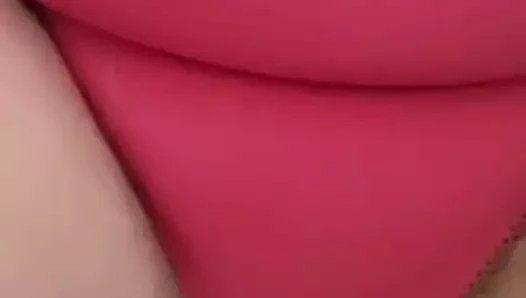 Benim işemek sürtük işiyor ona külot