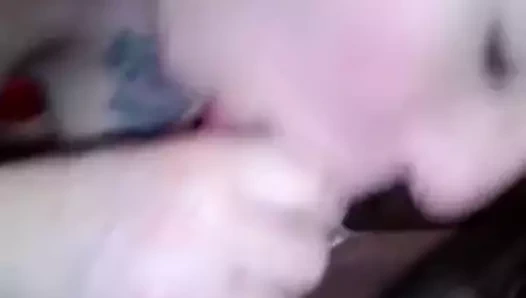 ellle le suce puis il la baise