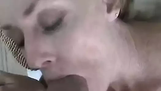 Dik büyükanne var yoğun seks