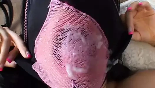 Azgın cuttie inliyor olarak o alır onu ıslak am çarptım sert içinde yatak