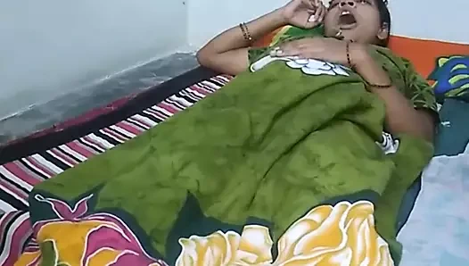 Hint yenge ki sadi uthakar jabardast chudai ki oda beni