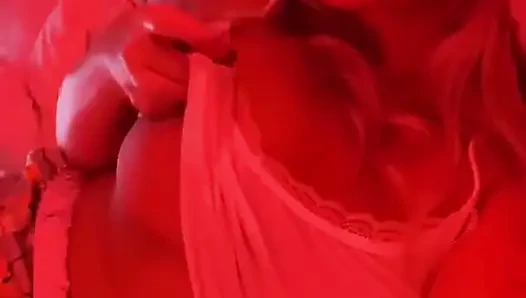 Sence bu pijamalar üvey anne için çok mu seksi?