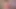 Kırmızı iç çamaşırlı orta yaşlı seksi kadın striptiz yapıyor