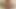 Seksi Asyalı yatak odasında soyunuyor ve oynuyor