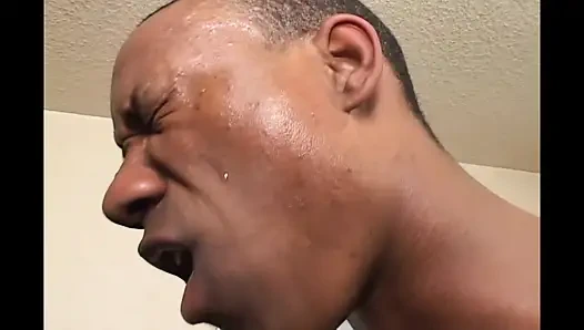 Bir tanrıça gibi yarak ibadeti