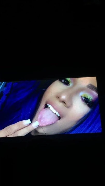 Wwe Sasha Banks boşalıyor #3