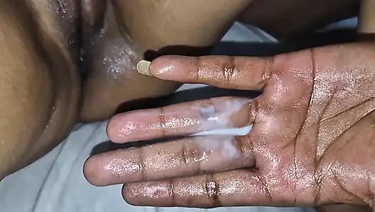 Karım Boğa Tarafından Ilk Orgazmı (tam Video)