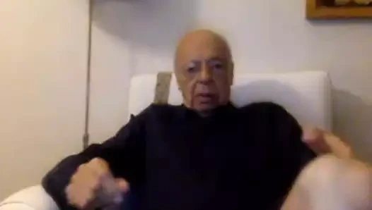 70 yaşında güzel bir adam