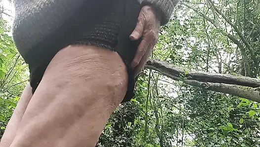 Tena sabah açık havada