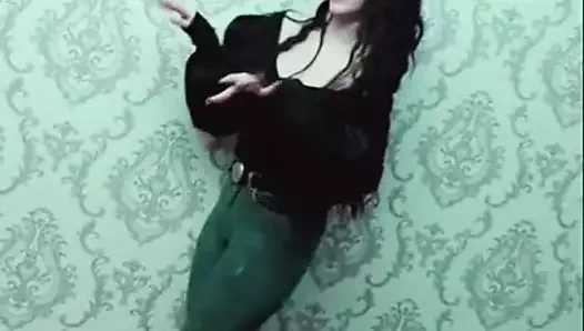 Aze tik tok kız külotlu çorap ayak