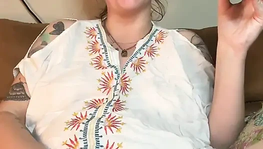 Sigara içen fetiş orta yaşlı seksi kadın mastürbasyon