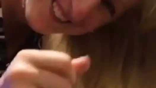 Beyaz karısı otelde siyah adamla tanışır