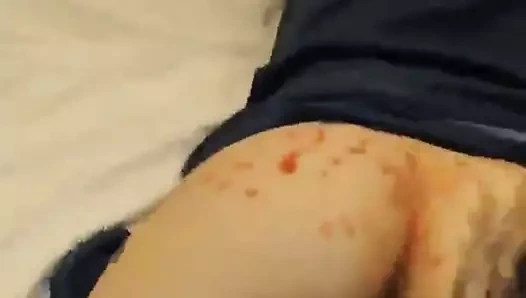 kamçı balmumu popo