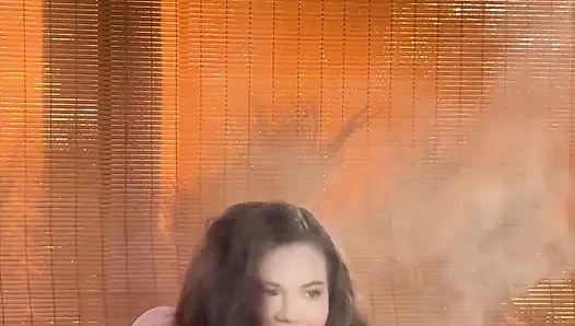 Jakuzide masterbating