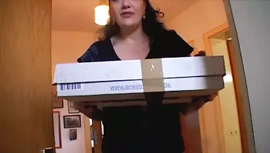 Süper busty hamile Alman bayan gets püskürtülür ile boşalmak