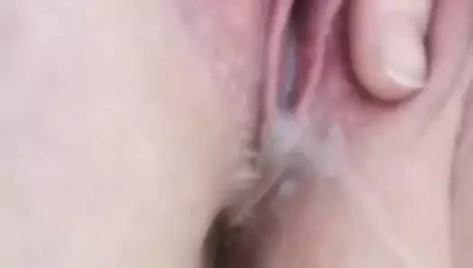 Frisch gefickt und es Tropf nur so