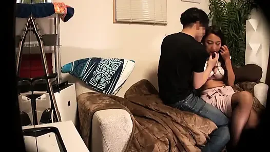 Ünlü evli youtuber evli kadın uzakta, kontrolsüz orgazm için sikiliyor! - Bölüm 1