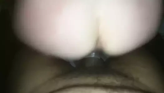 İngiliz pawg sekerek üzerinde kahverengi horoz ters cg