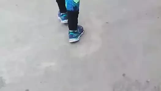 Gostosa indo para academia