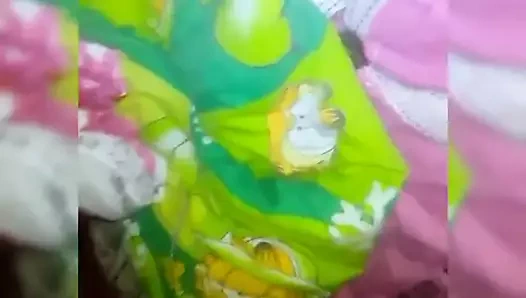 Taylandlı kız büyük memeler