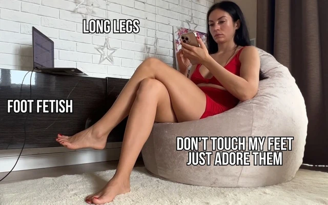 Ayaklarıma tapıyorum ama onlara dokunmayın