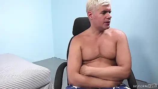 Szopd a farkát, amíg én nyalom a golyóit! Blair Williams és Cassidy Banks között minden idők legnagyobb tag-team bajnokai!