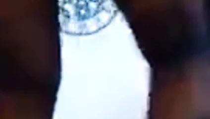 Transseksüel kumlu ile dev yapay penis sikme exibitzionist sürtük