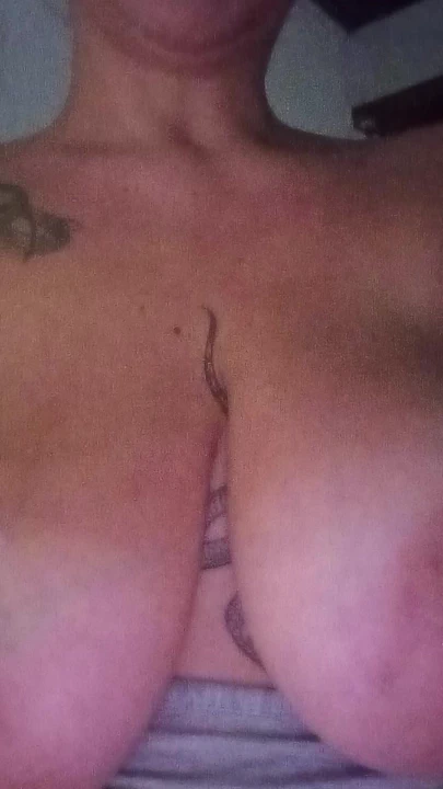 Senin için büyük memeler