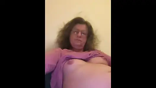 Doğum göğüsleri uyandırırken başlar ve