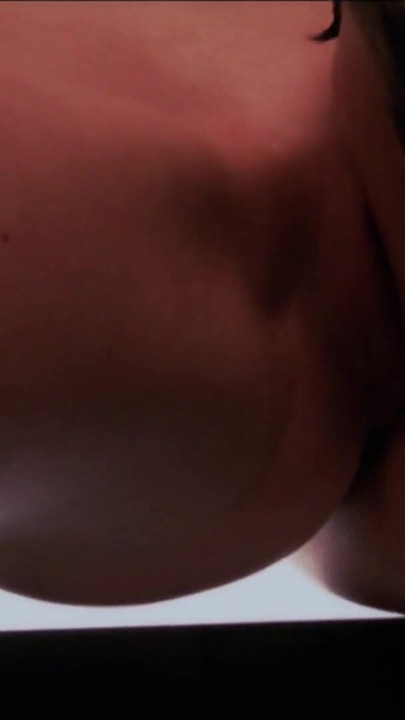 Jayme Langford lezbiyen oral sekslerinde Jenna Haze'in ıslak amını yalıyor! | Klip 1