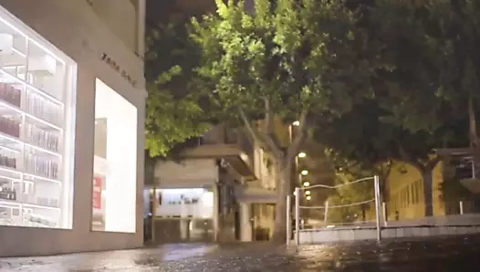 Deepthroat vixen, üçlü sıcak kalmanın en iyi yoludur