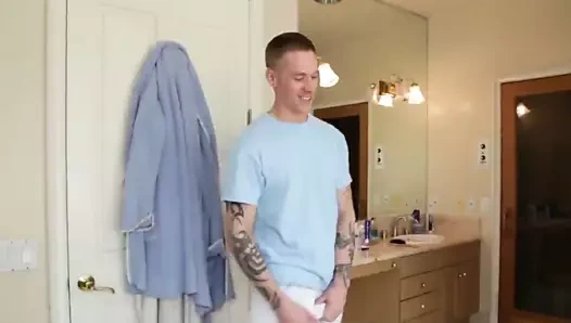 Yeni evli çiftler, ikisini de emiyor